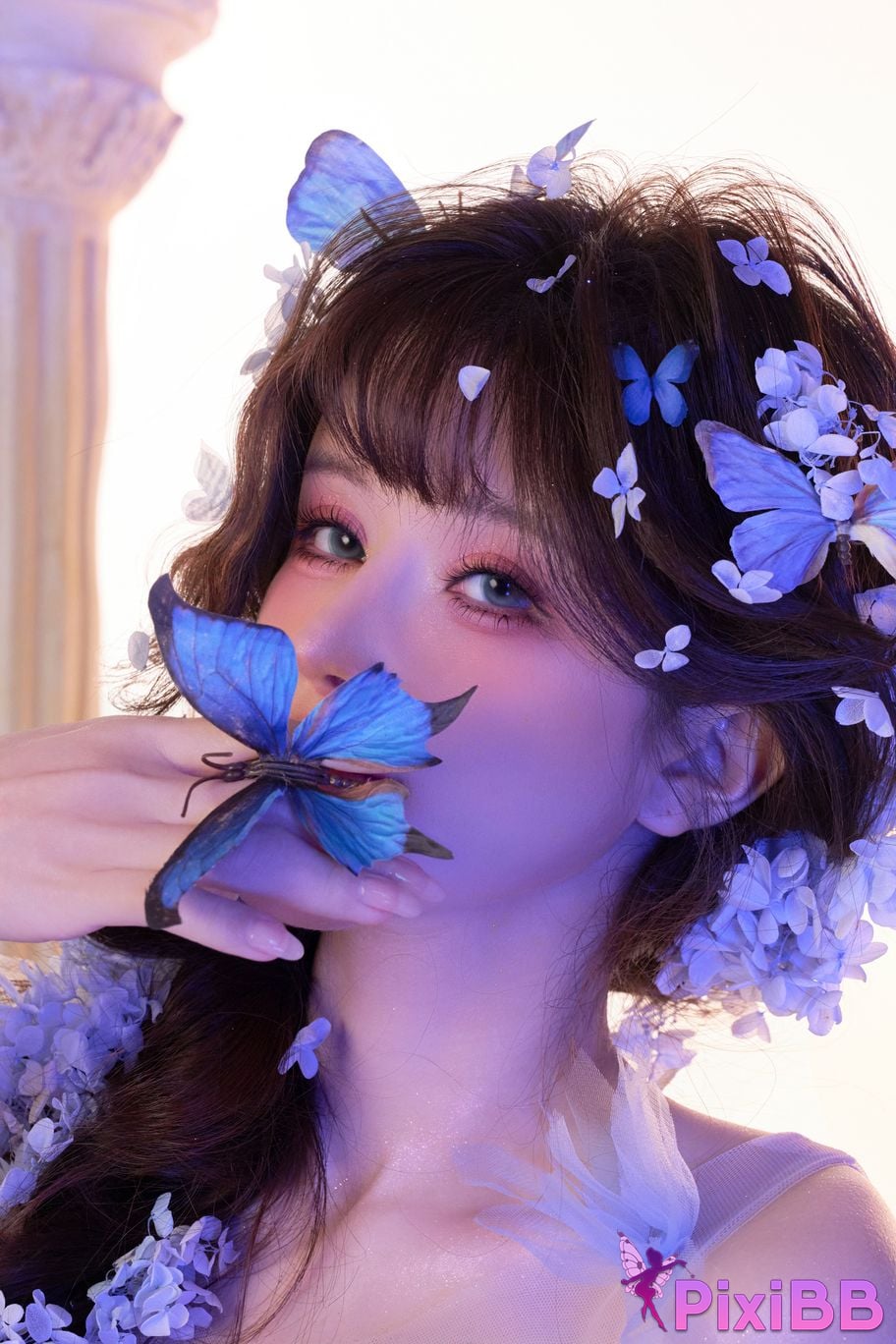 Cosplayer Deer eight years old butterfly dream neon clothes PixiBB.COM 001