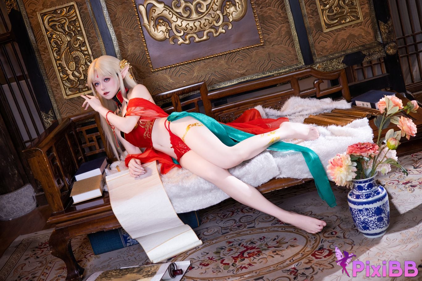 Cosplayer Shuangmu Fusu Brest red antique style PixiBB.COM 006