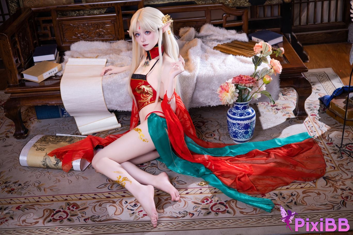 Cosplayer Shuangmu Fusu Brest red antique style PixiBB.COM 021