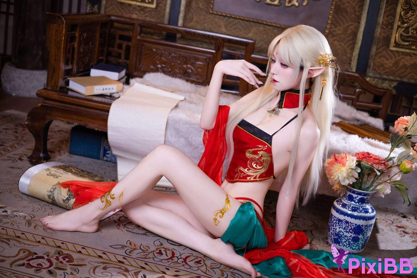 Cosplayer Shuangmu Fusu Brest red antique style PixiBB.COM 022