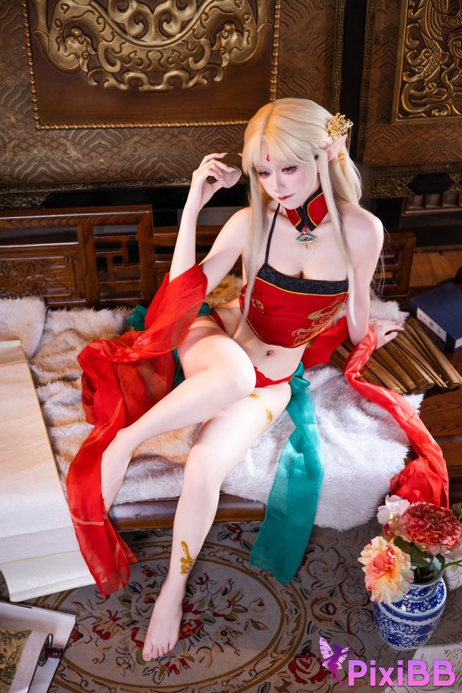 Cosplayer Shuangmu Fusu Brest red antique style PixiBB.COM 034
