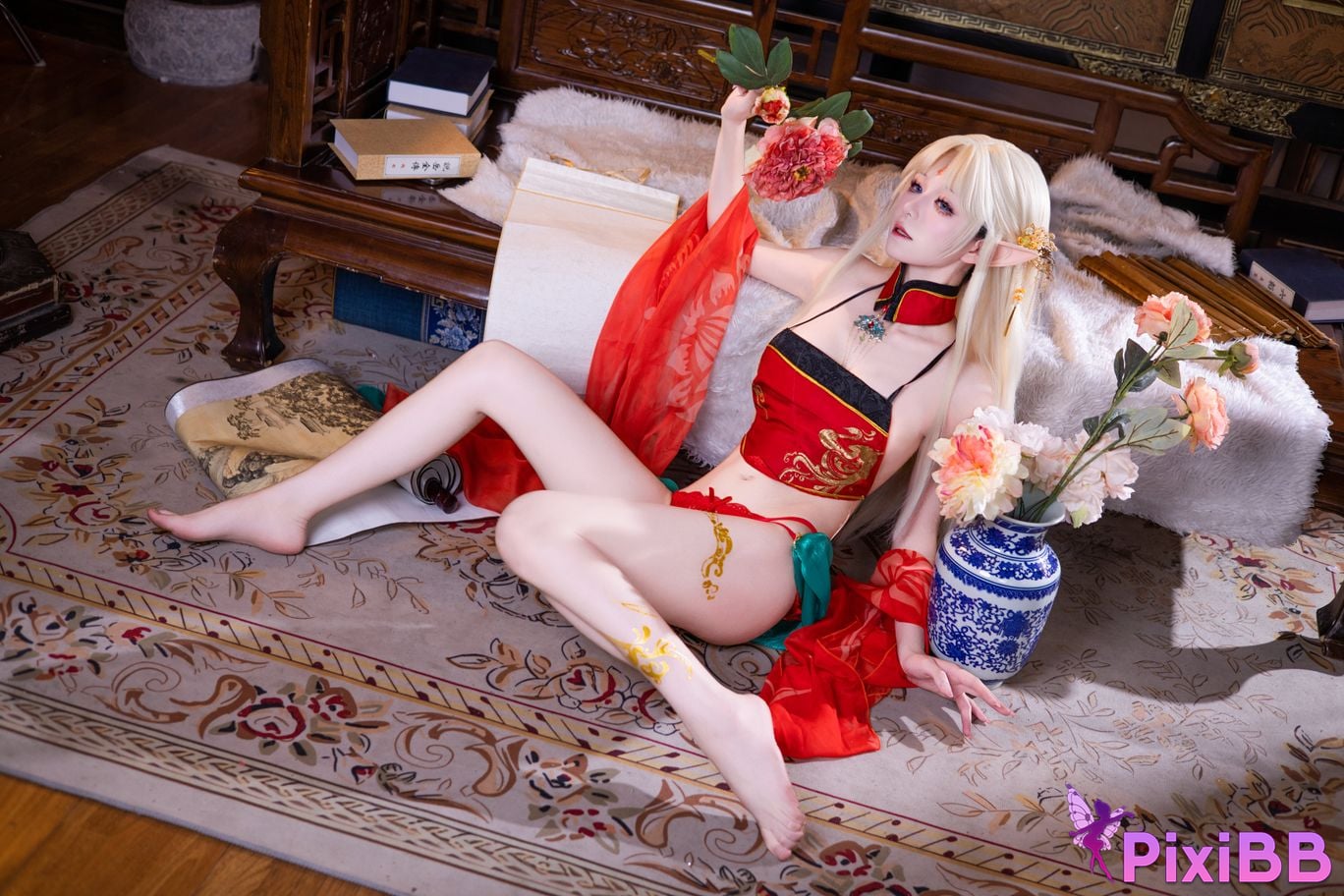 Cosplayer Shuangmu Fusu Brest red antique style PixiBB.COM 038