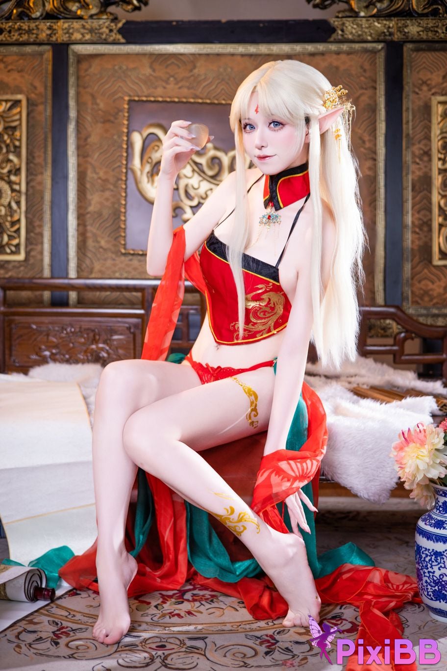 Cosplayer Shuangmu Fusu Brest red antique style PixiBB.COM 040
