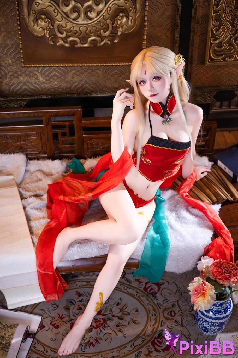 Cosplayer Shuangmu Fusu Brest red antique style PixiBB.COM 041
