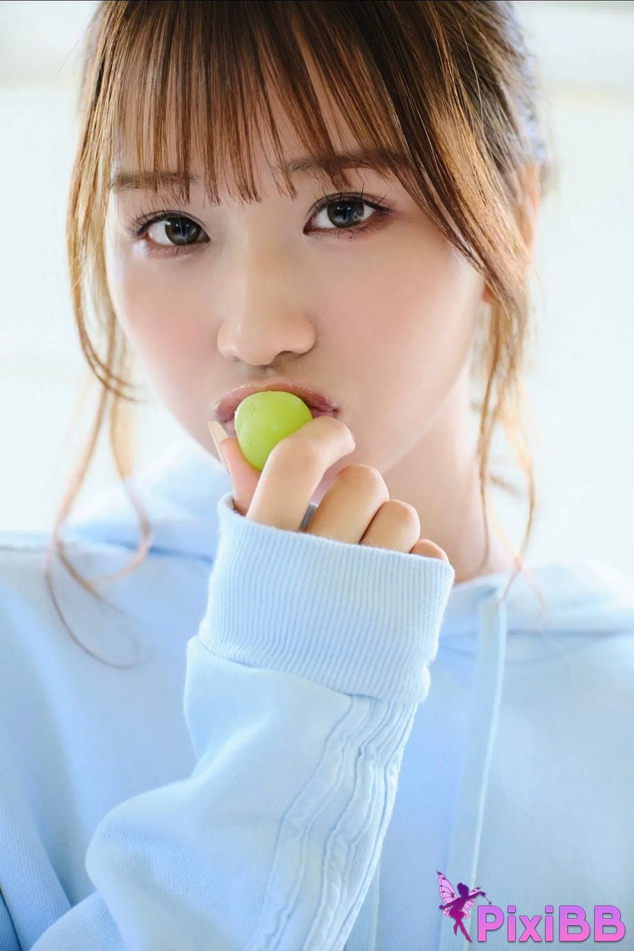 Japanese Idol Ririka Moriwaki FRIDAY digital photo book Pure and the little devil which one do you like Vol.1 Lyrica Edition PixiBB.COM 007