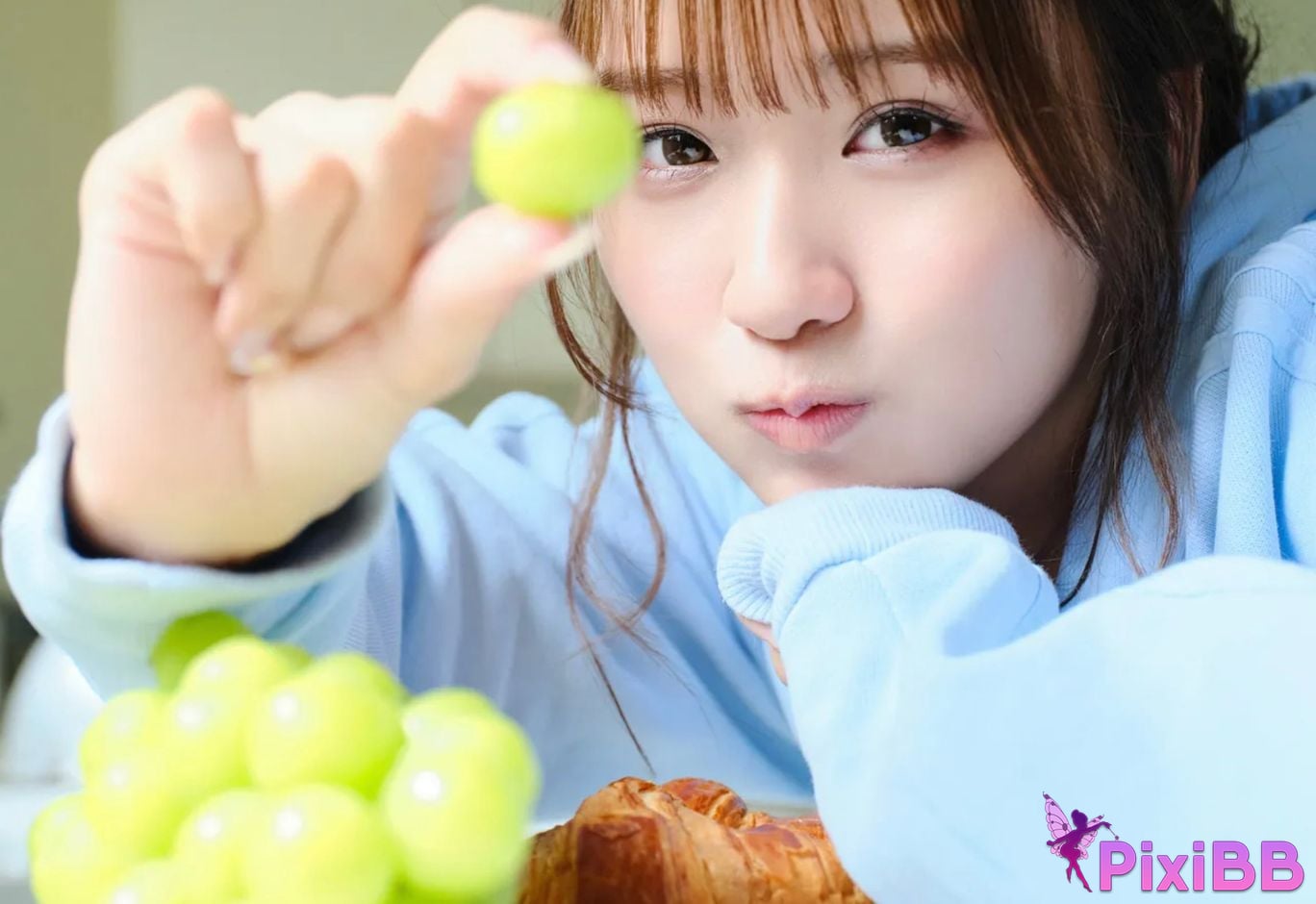 Japanese Idol Ririka Moriwaki FRIDAY digital photo book Pure and the little devil which one do you like Vol.1 Lyrica Edition PixiBB.COM 009