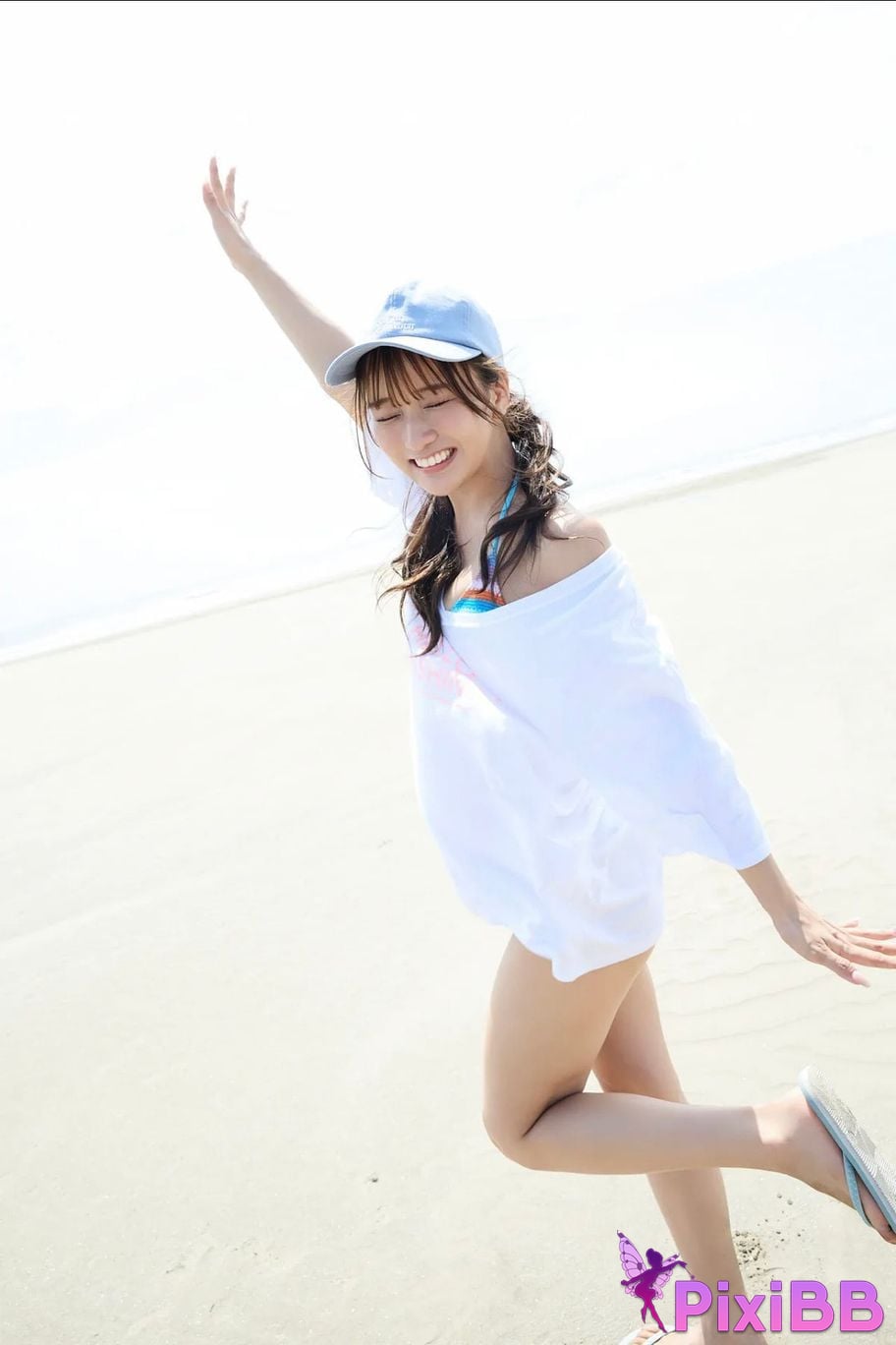 Japanese Idol Ririka Moriwaki FRIDAY digital photo book Pure and the little devil which one do you like Vol.1 Lyrica Edition PixiBB.COM 034