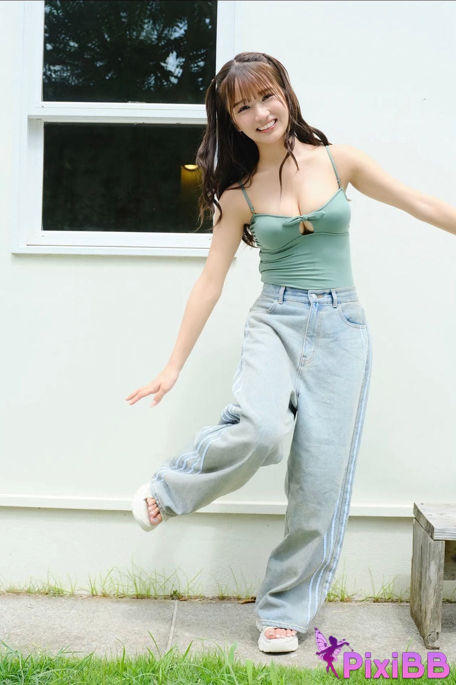 Japanese Idol Ririka Moriwaki FRIDAY digital photo book Pure and the little devil which one do you like Vol.1 Lyrica Edition PixiBB.COM 068