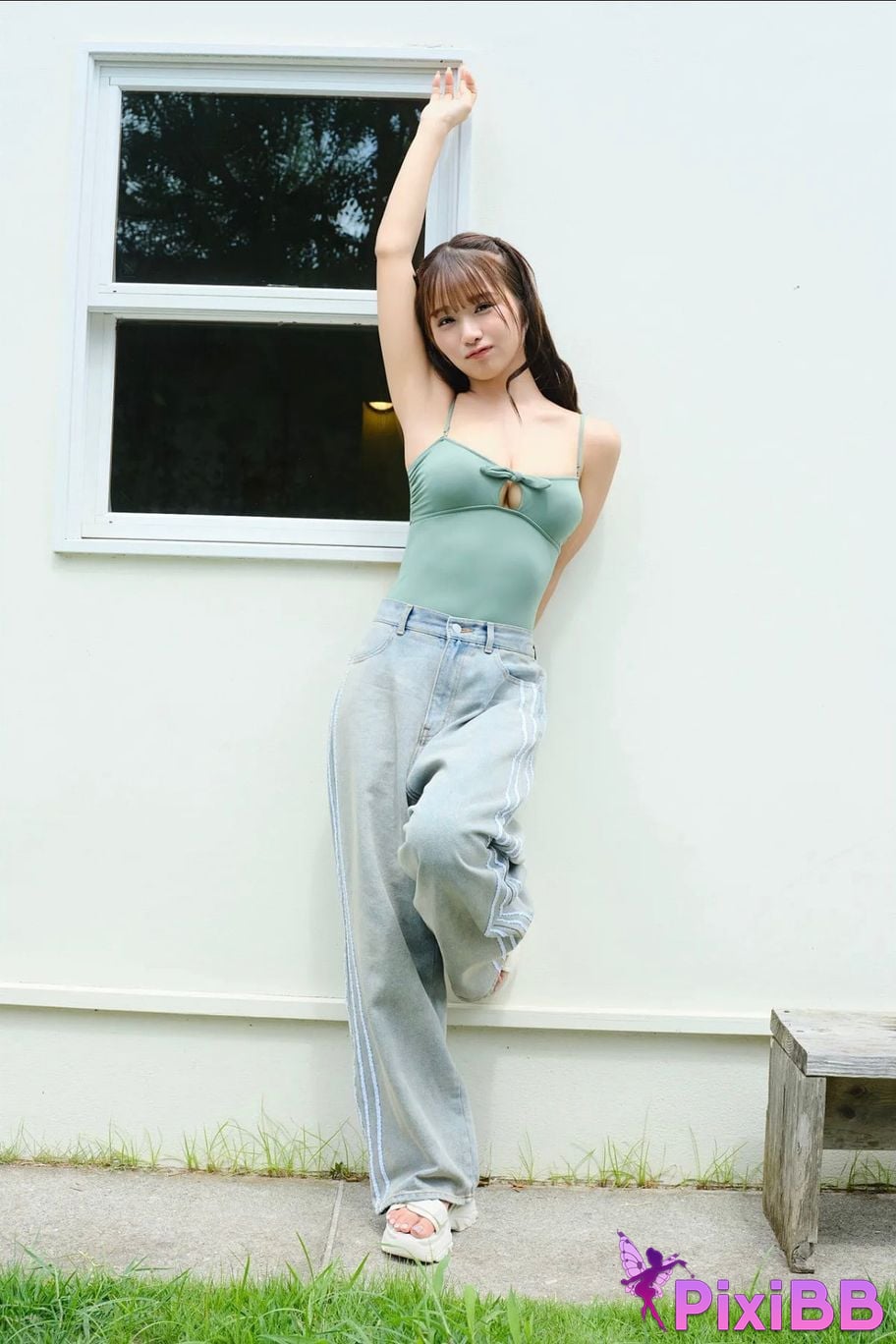 Japanese Idol Ririka Moriwaki FRIDAY digital photo book Pure and the little devil which one do you like Vol.1 Lyrica Edition PixiBB.COM 069