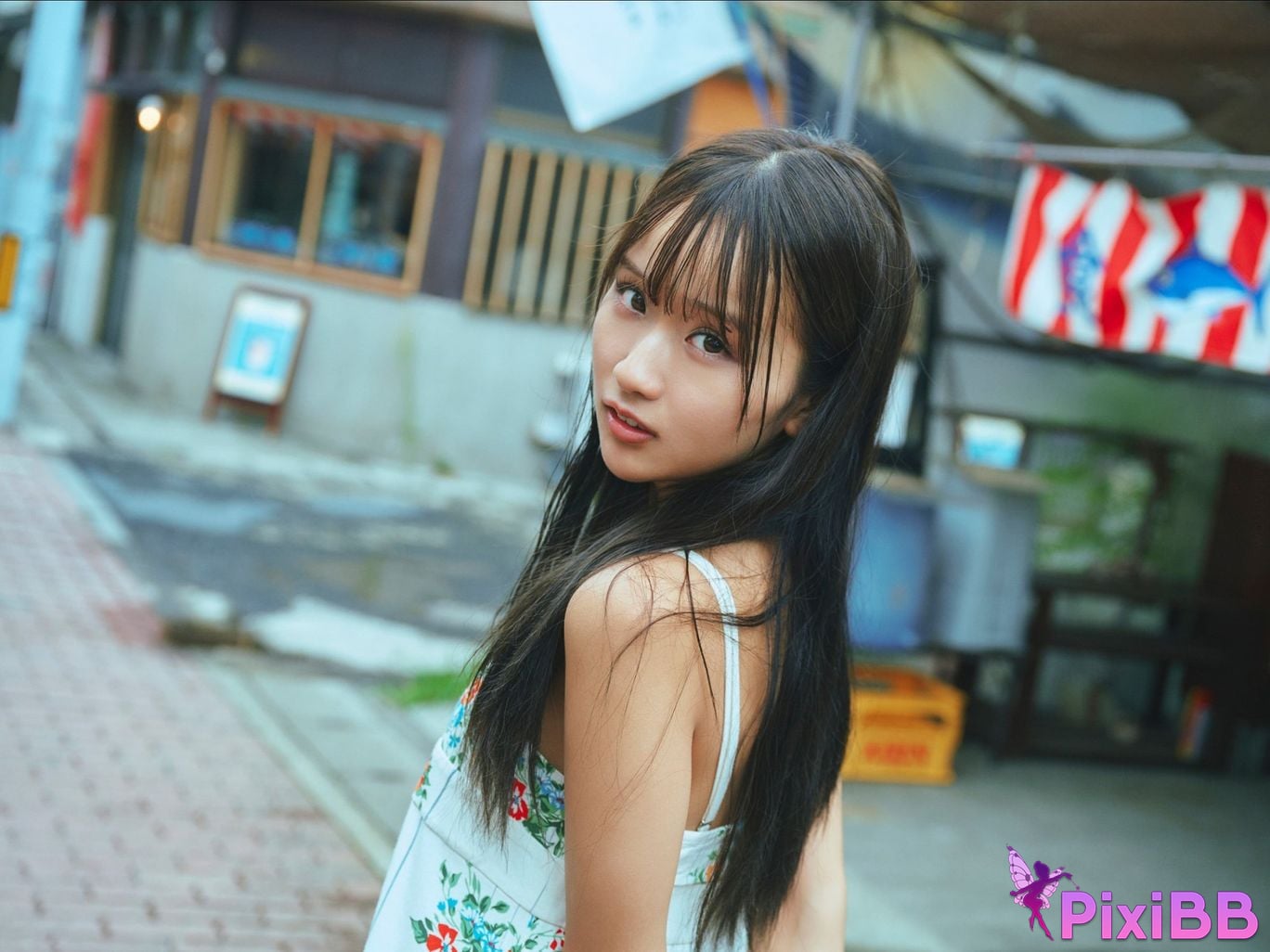 Japanese Idol Ririka Moriwaki FLASH digital photo book Because its my first love PixiBB.COM 006