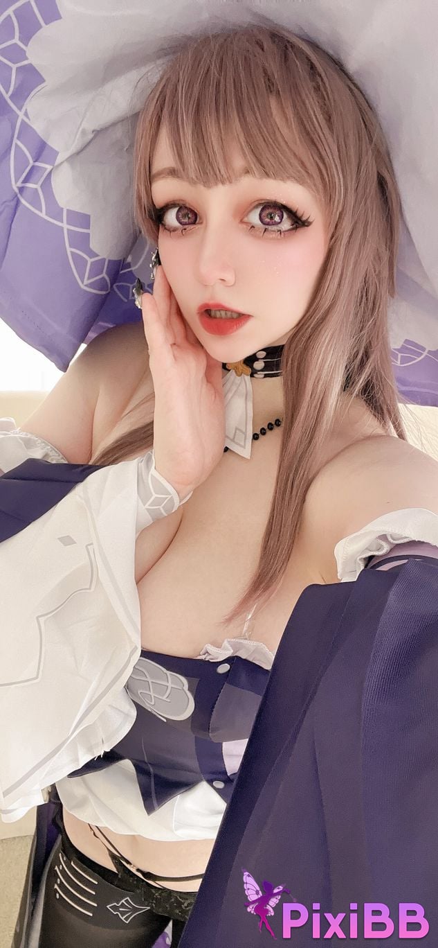 Kamelya Chan The Herta PixiBB.COM 9