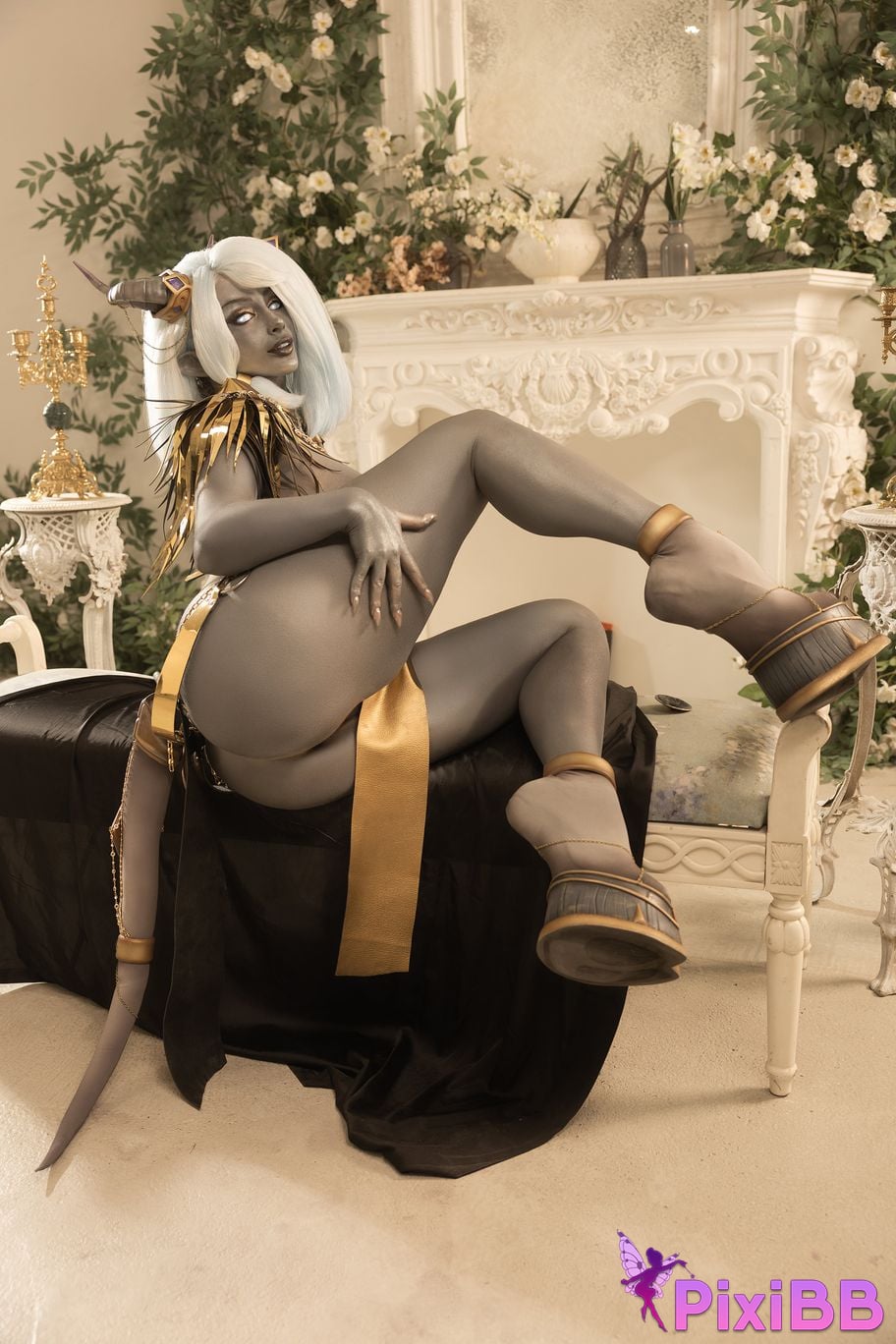 Lady Melamori & Zoe Volf Draenei PixiBB.COM 48