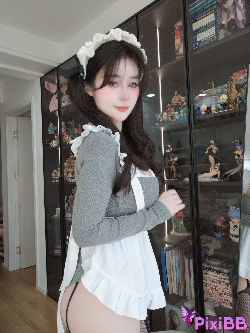 Cosplayer silver 81 Fantia 2025 Year 06 Monthly membership collection 15 set PixiBB.COM 033