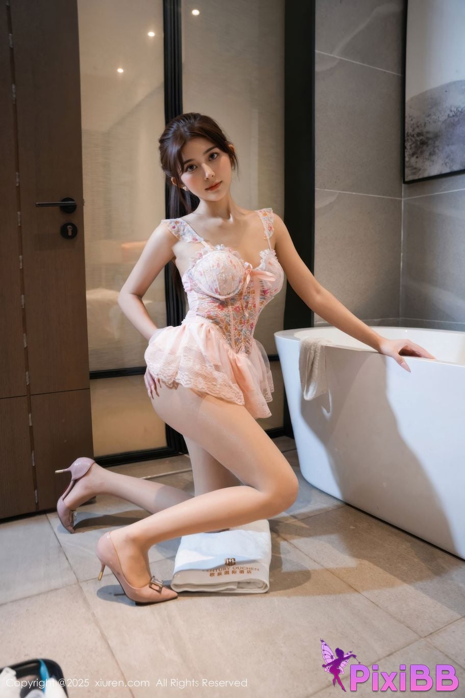 XIUREN No.10851 Jiang Ranran Renee PixiBB.COM 032