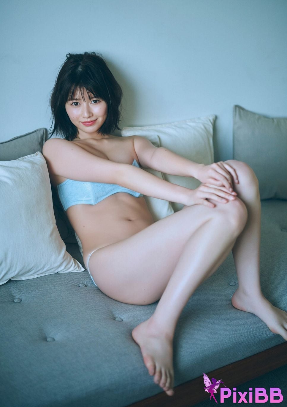 Japanese Idol Yuzuha Saeki W h i c s o u l d I e DOLCE digital photo book PixiBB.COM 065